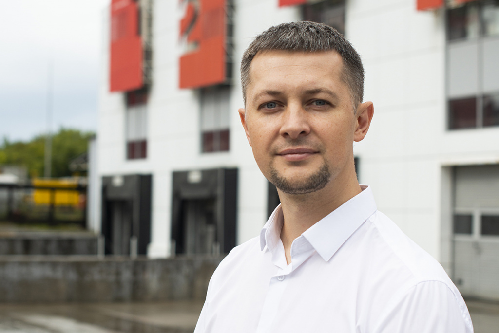 EP3_2301.jpg EP3_2301.jpg