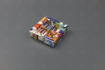 картинка Коробка бум для конфет с пластиковой крышкой 120*120*30мм акварель темная Мир упаковки