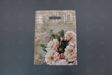 картинка Пакет с вырубной ручкой 31*40см 60мк Маэстро 50шт Мир упаковки